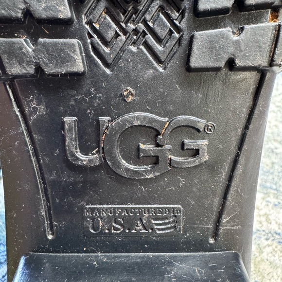 UGG Black Glossy Mid Rain Boots Fleece Lined Pre-Loved - Picture 12 of 13
